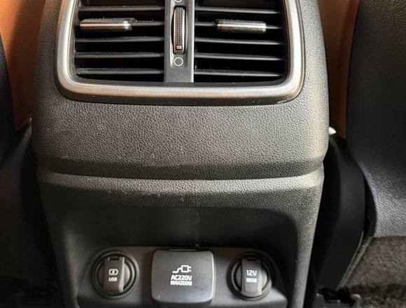 Купить ⁠⁠Kia Sorento 2018 года в Москве