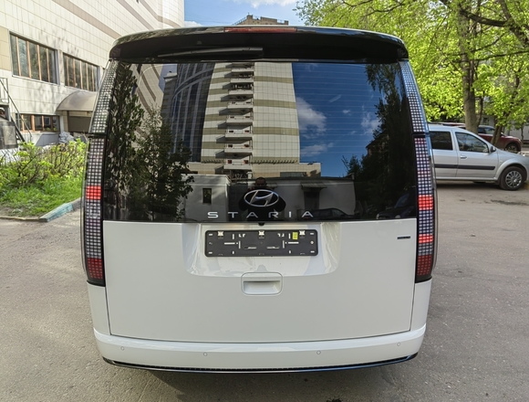 Купить ⁠⁠⁠⁠Hyundai Staria ⁠⁠Lounge Inspiration 2023 полный привод в Москве