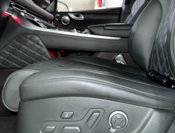 Купить ⁠Genesis GV-80 4wd в Москве