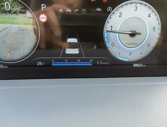 Купить ⁠⁠⁠⁠Hyundai Staria ⁠⁠Lounge Inspiration 2022 полный привод в Москве