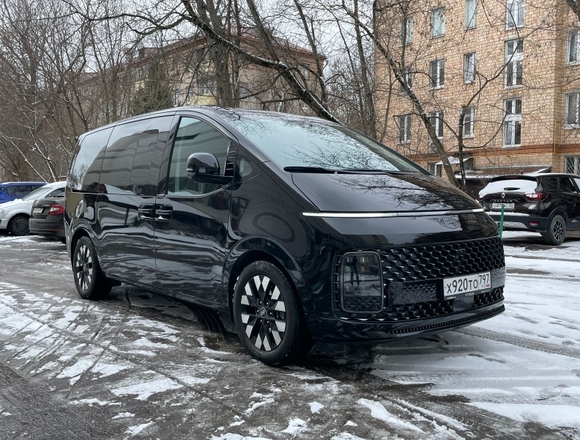 Купить ⁠⁠⁠⁠Hyundai Staria ⁠⁠2024 полный привод в Москве