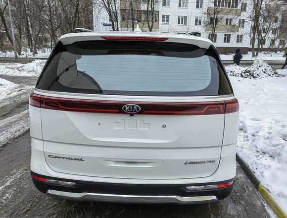 Купить ⁠⁠⁠⁠Kia Carnival Signature 2020 г. в Москве