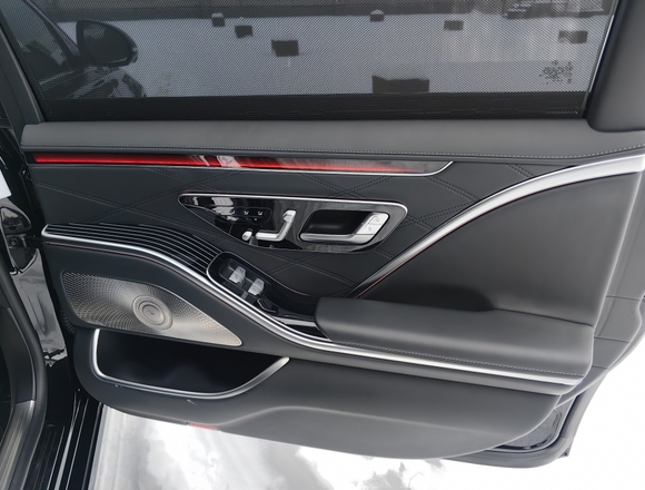 Купить ⁠⁠⁠⁠⁠⁠⁠⁠⁠Mercedes-Benz Maybach S580 4MATIC в Москве