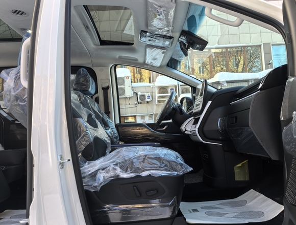 Купить ⁠⁠⁠⁠Hyundai Staria ⁠⁠Lounge Inspiration 2023 полный привод в Москве на Алексеевской