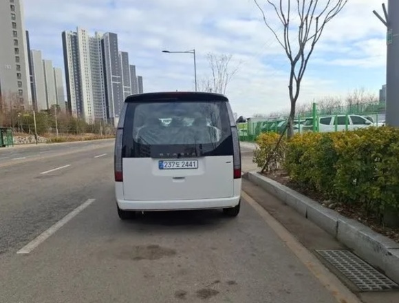 Купить ⁠⁠⁠⁠Hyundai Staria 2025 полный привод в Москве