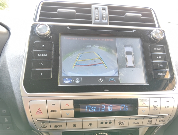 Купить ⁠⁠⁠⁠⁠⁠⁠⁠⁠Toyota Land Cruiser Prado в Москве