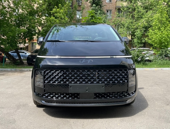 Купить ⁠⁠⁠⁠Hyundai Staria ⁠⁠2025 полный привод в Москве