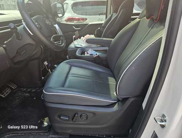 Заказать ⁠⁠⁠⁠Hyundai Staria ⁠⁠Lounge Inspiration 2021 полный привод в Москве