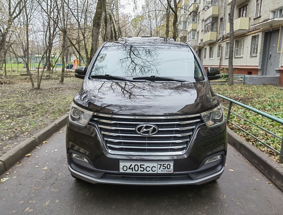 Купить ⁠⁠⁠⁠⁠⁠⁠Hyundai Grand Starex 2018 полный привод в Москве