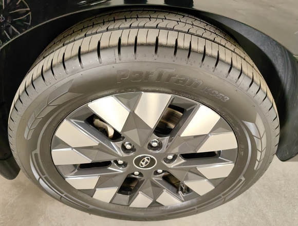 Купить ⁠⁠⁠⁠Hyundai Staria ⁠⁠Lounge Inspiration 2021 полный привод в Москве