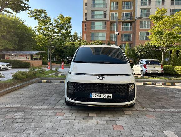 Купить ⁠⁠⁠⁠Hyundai Staria ⁠⁠2025 полный привод в Москве